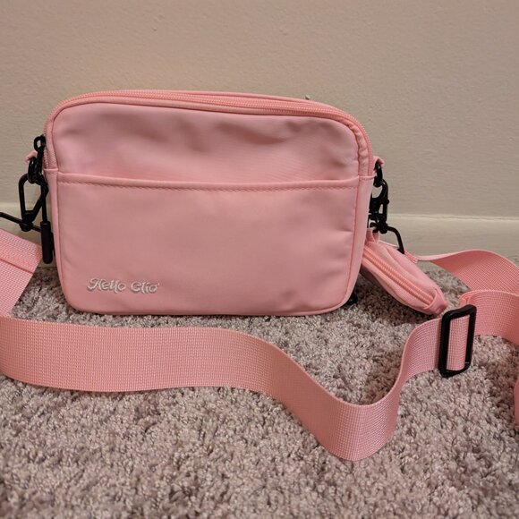 Hello Clio Strawberry Milkshake Kindle Bag - Picture 2 of 5